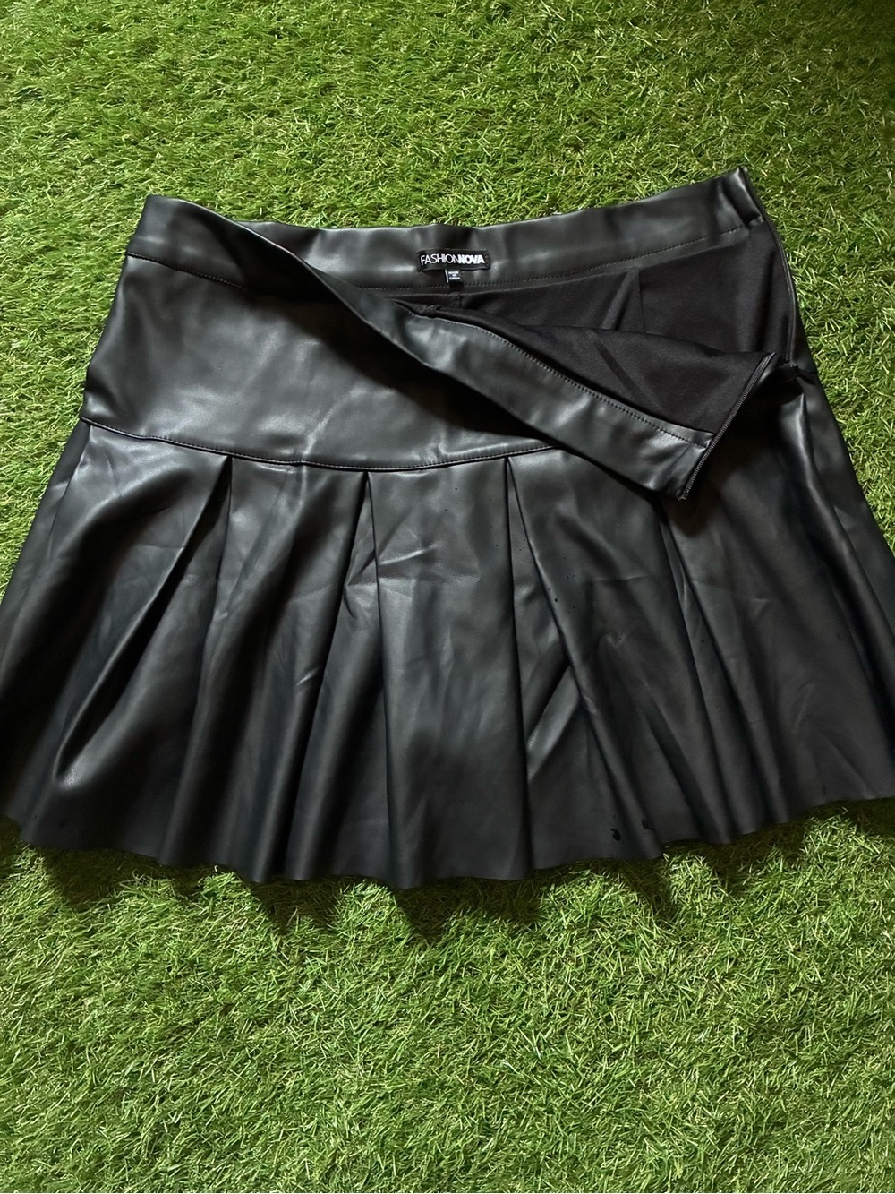 Black Faux Leather Pleated Mini Skirt - Picture 3 of 3